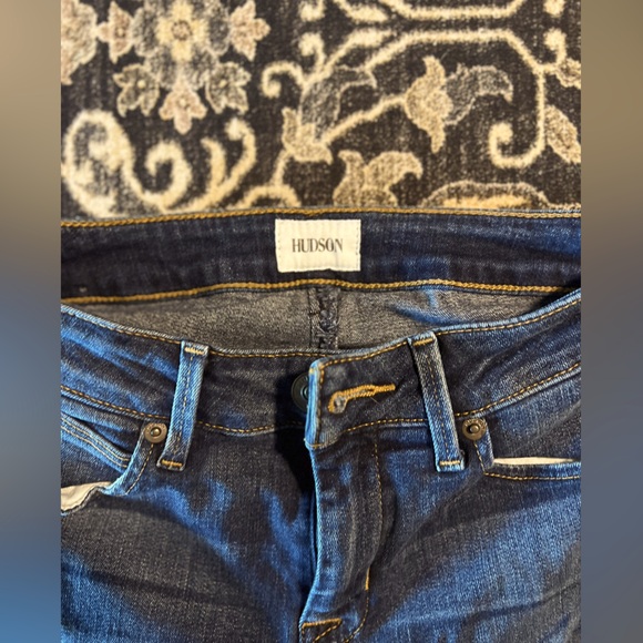 Hudson Bermuda Shorts - Picture 2 of 4